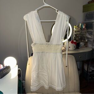 White Plunge Sleeveless Lace Dress